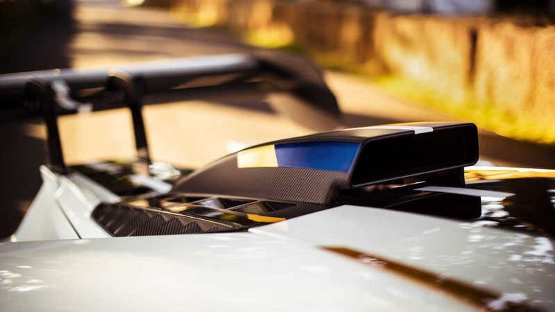 Illustration for article titled The Ford GT MkII Goes Out With a $1.2 Million Bang